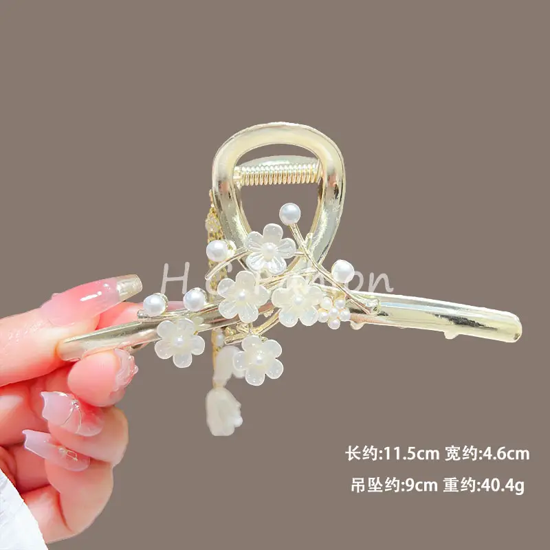 High-End Camellia Hairpin with Pearl Tassel for Women — feature 12