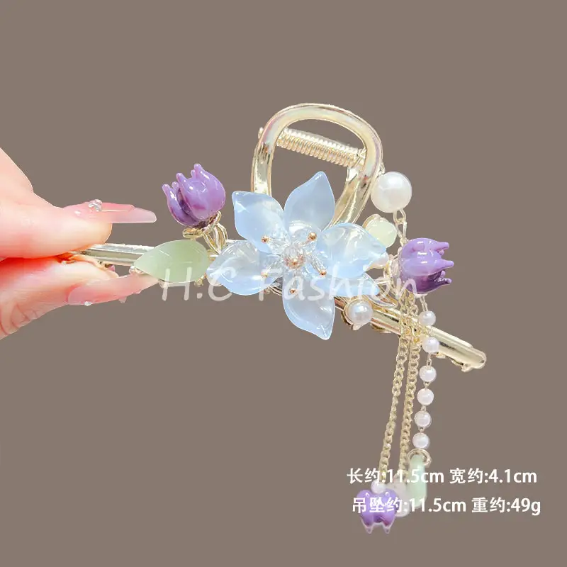 High-End Camellia Hairpin with Pearl Tassel for Women - Image 3
