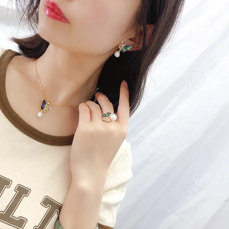 珍珠镶嵌三件套