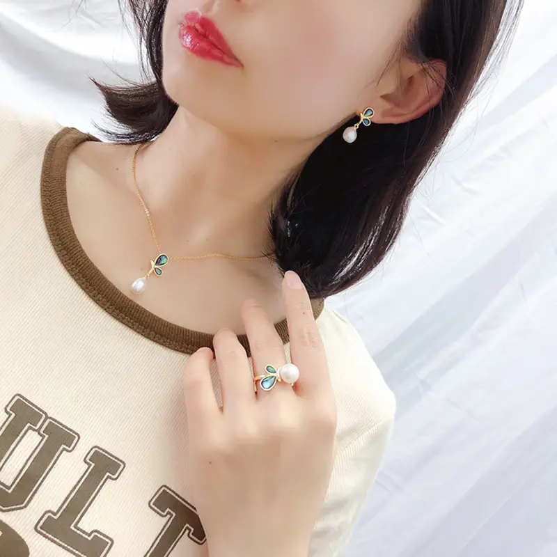 珍珠镶嵌三件套