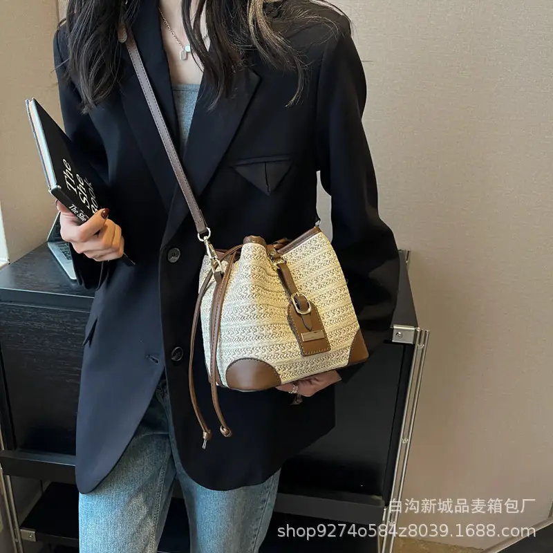 Women Woven Bucket Bag Straw Color-Blocking 2026 - Image 5