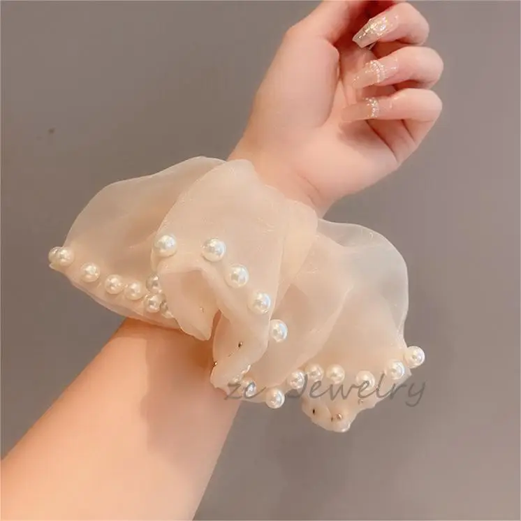 Black Pearl Organza Hair Ring for Women - Image 4
