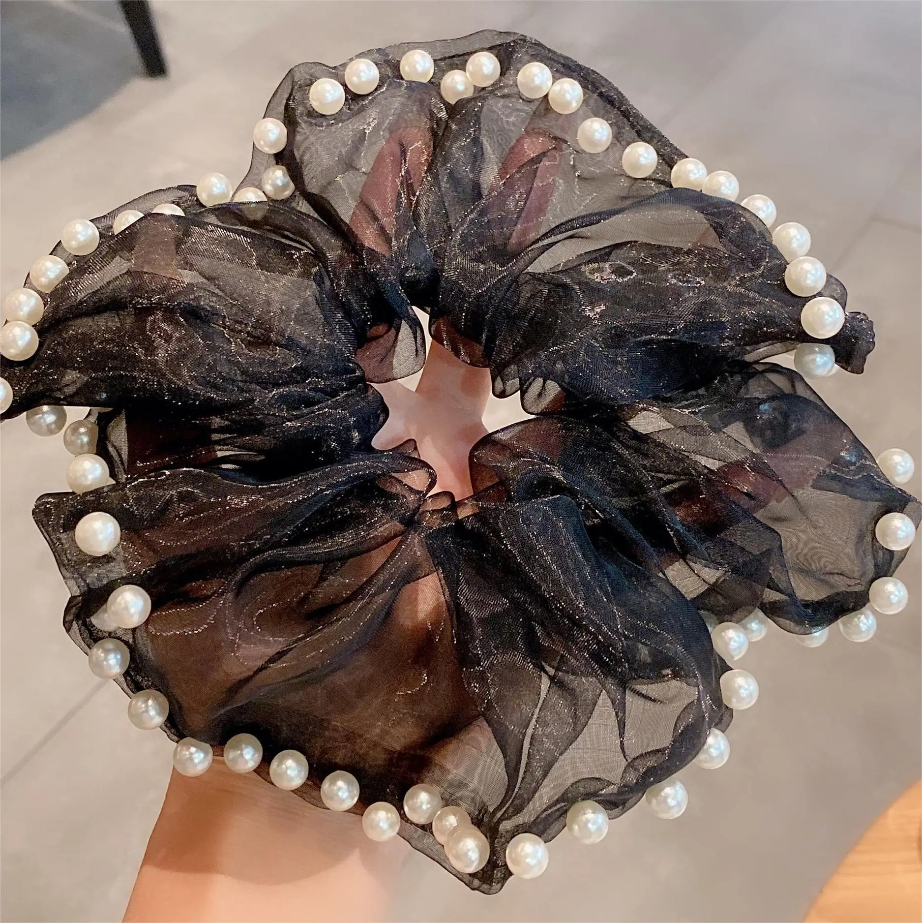 Black Pearl Organza Hair Ring for Women - Image 5
