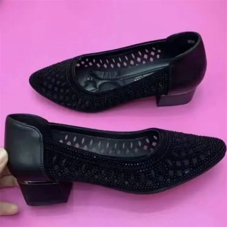 Women Low Heeled Black Mesh Sandals 2023 — feature 3