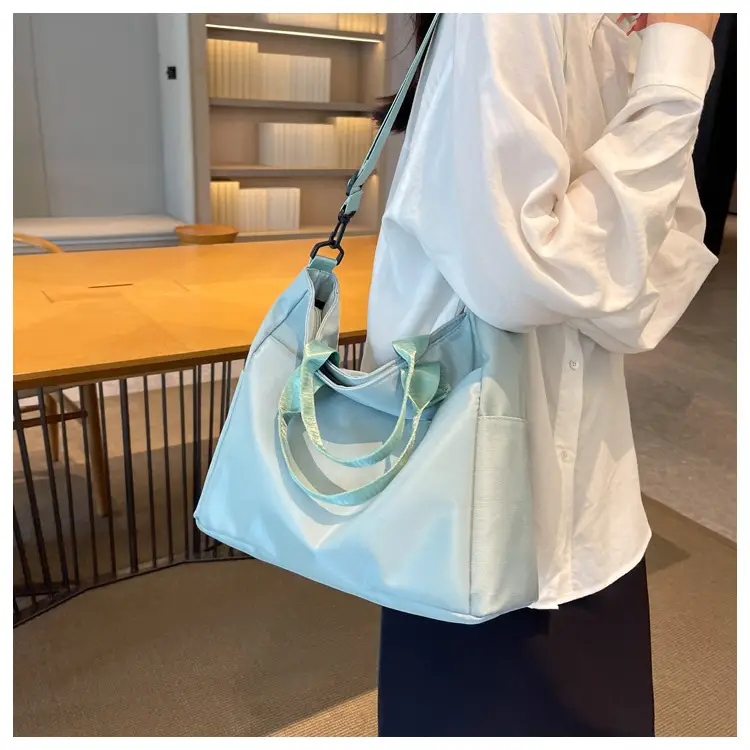 Women's Large Capacity Oxford Cloth Tote Bag Light Blue — feature 14