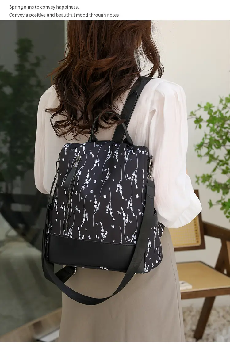 Light Blue Floral Oxford Women's Backpack 2023 — feature 16