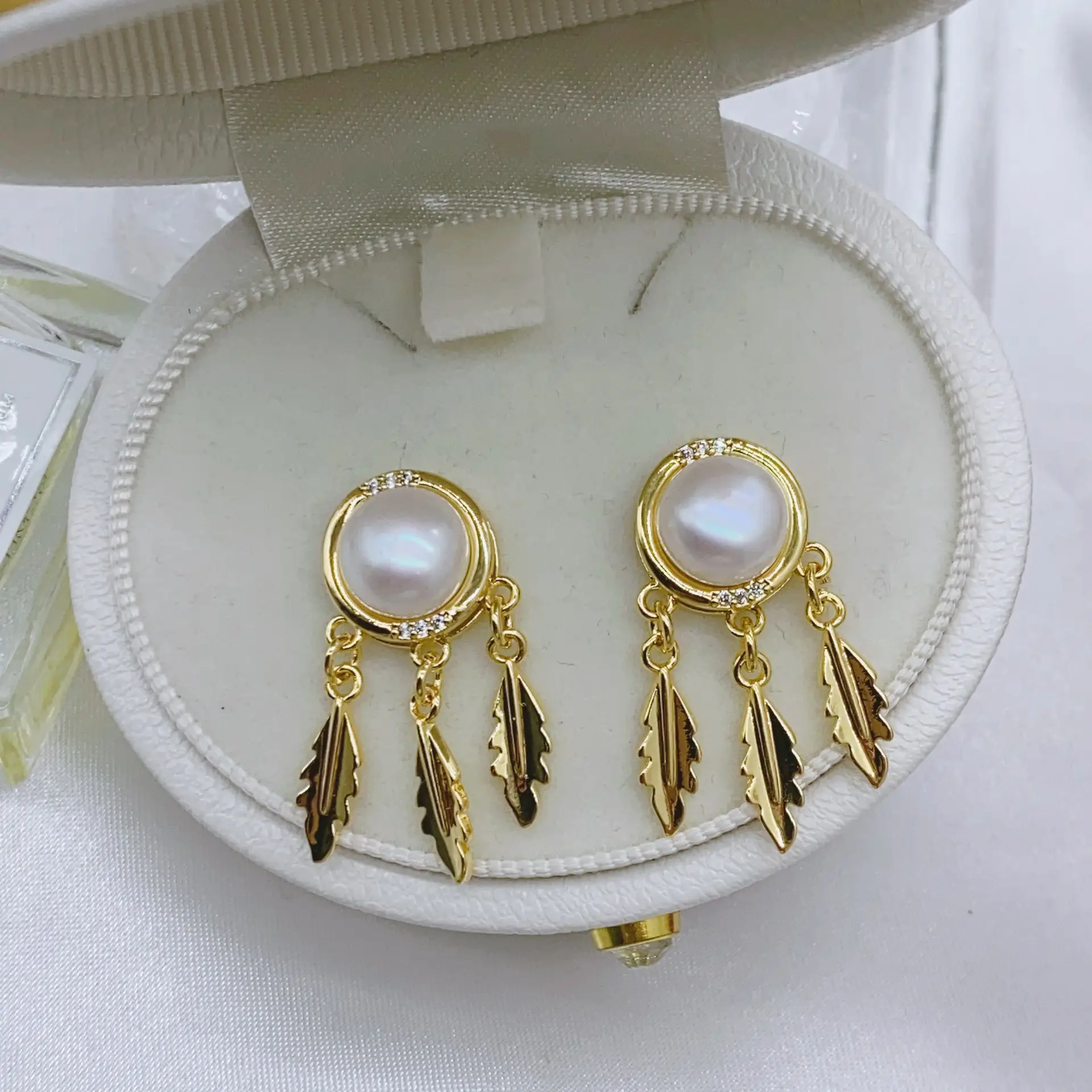 S925 Gold Pearl Dream Catcher Earrings Necklace Set — feature 12