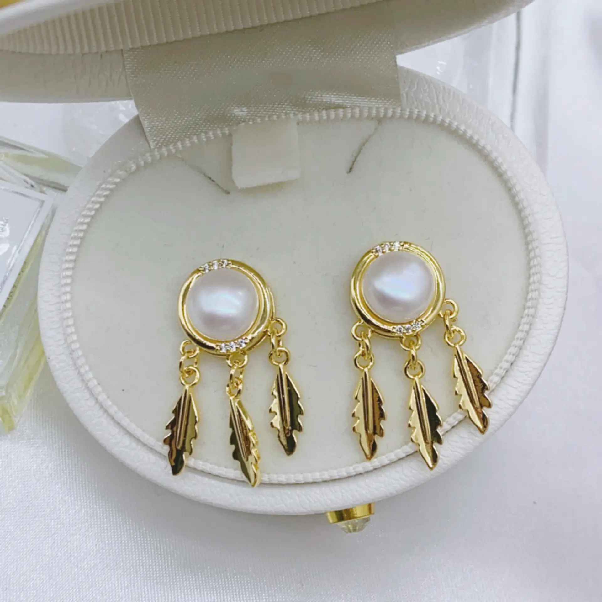 S925 Gold Pearl Dream Catcher Earrings Necklace Set - Image 5