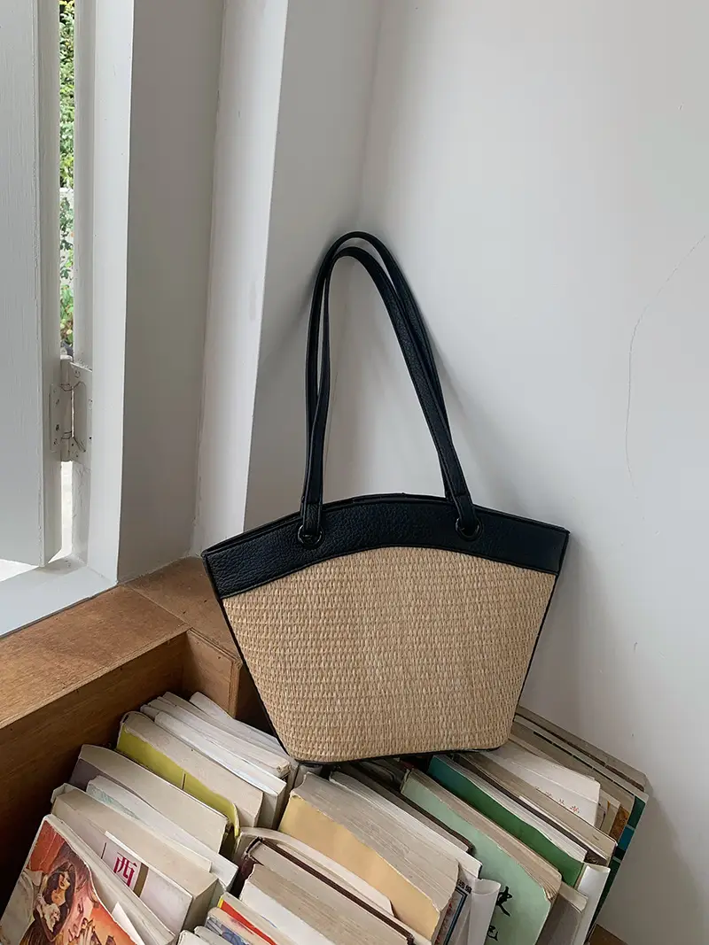 Women's Beige Straw Shoulder Bag with Black Strap - Image 5