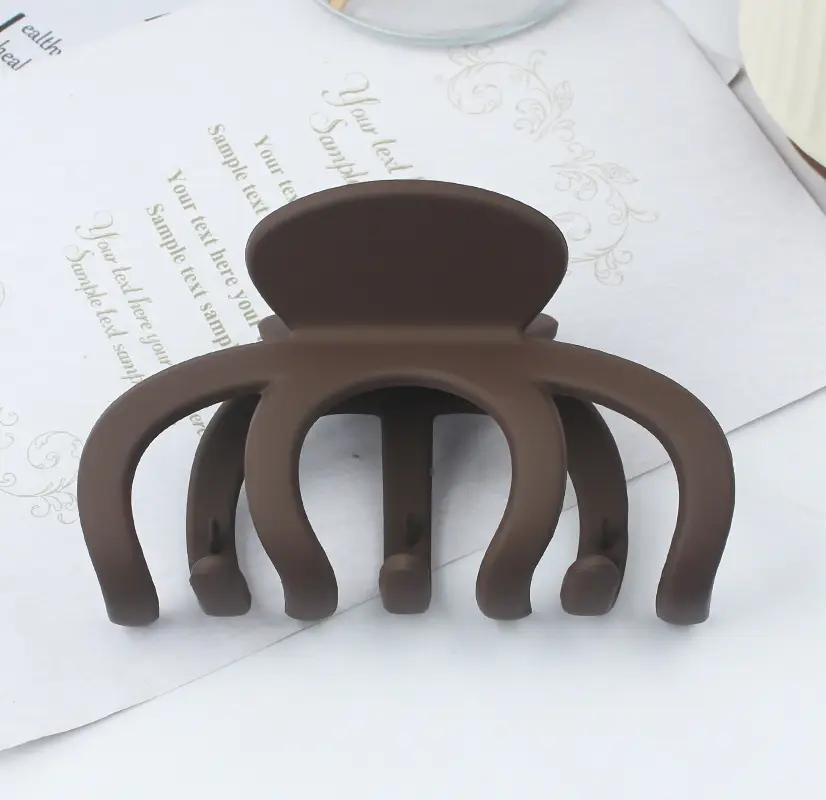 Women's Grasp Hair Clip with Pearl Accents - Image 28