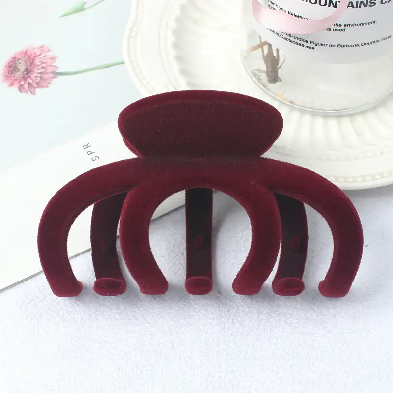 Women's Grasp Hair Clip with Pearl Accents - Image 39