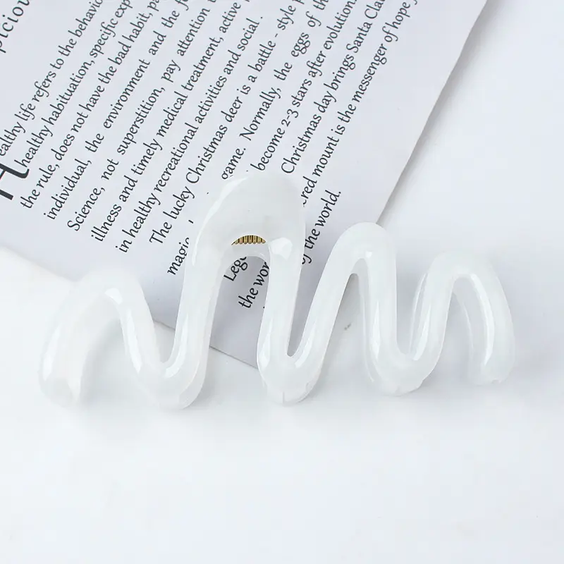 New Wave Frosted Hair Clips for Bathing - Image 15