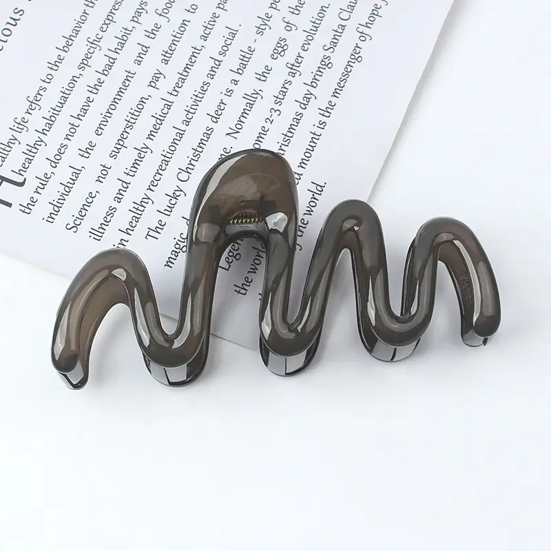 New Wave Frosted Hair Clips for Bathing - Image 16