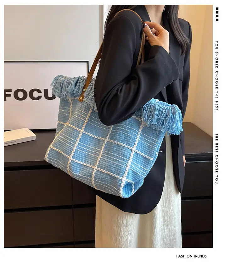 Blue Tassel Wool Shoulder Bag Large Capacity — feature 2