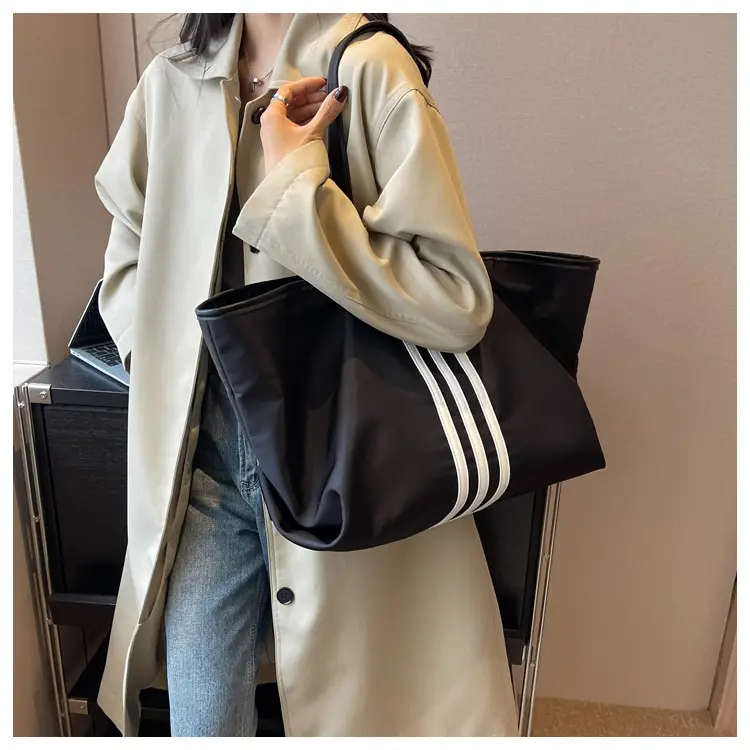 Women Textured Korean Style Large Capacity Oxford Bag Black — feature 10