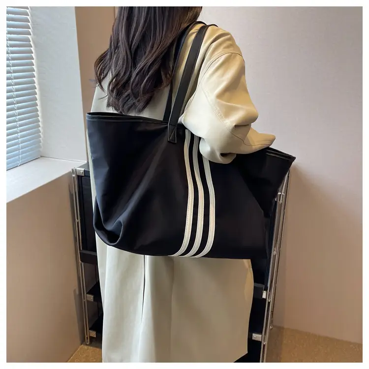 Women Textured Korean Style Large Capacity Oxford Bag Black — feature 12