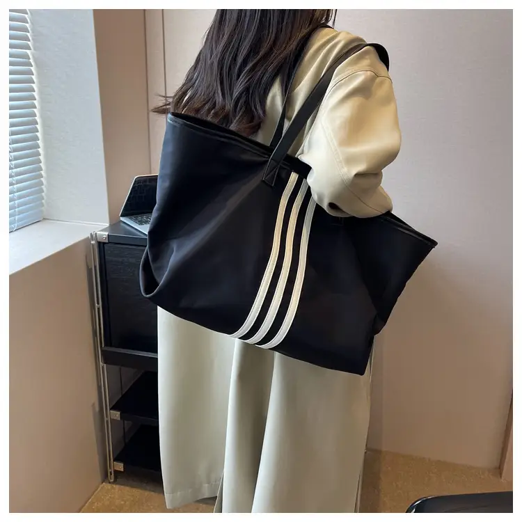 Women Textured Korean Style Large Capacity Oxford Bag Black — feature 13