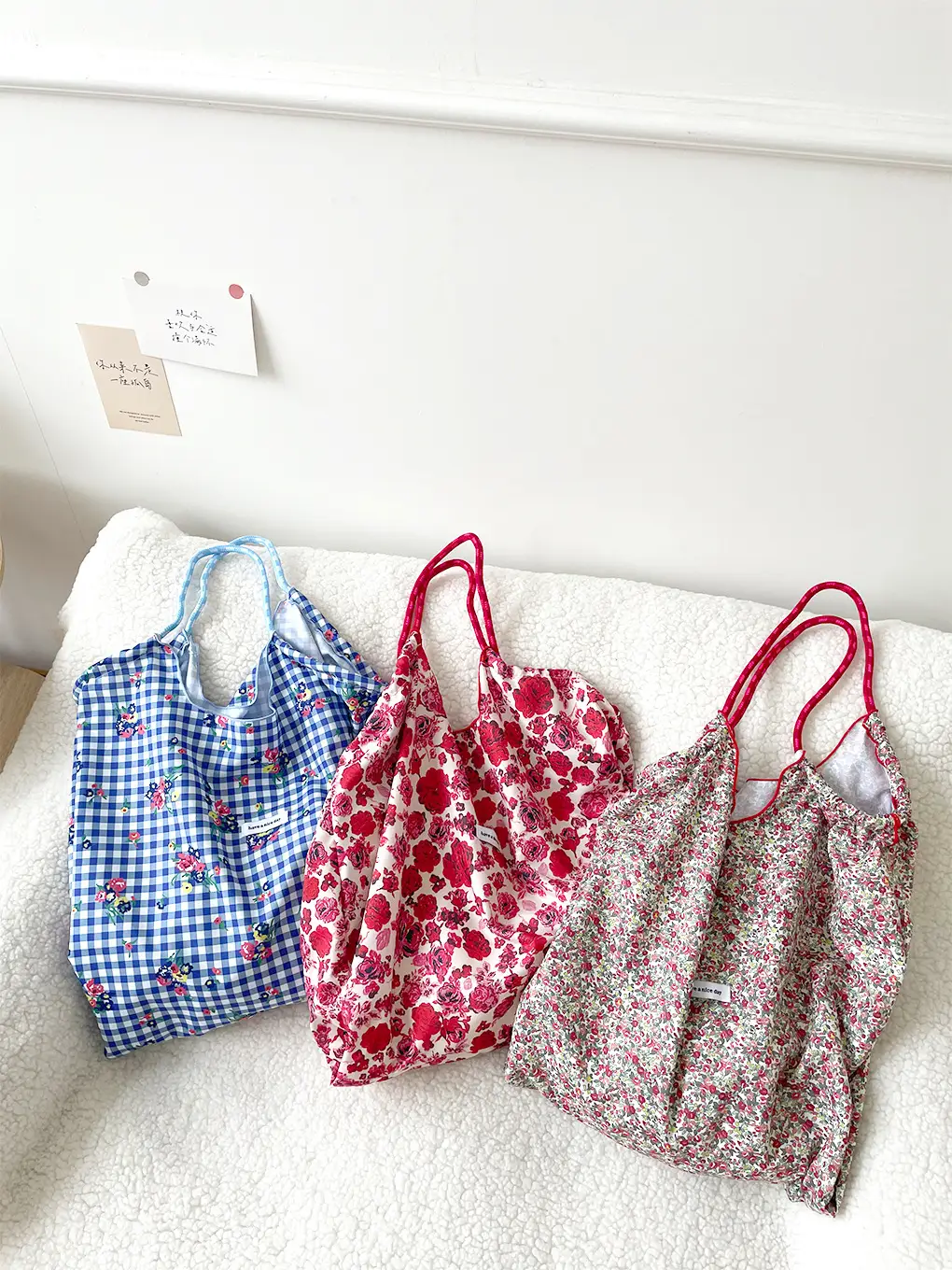 Floral Crossbody Bag Blue White Drawstring Shoulder — feature 9