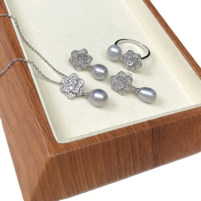 Women's Camellia Pearl Earrings & Clavicle Set - Image 2