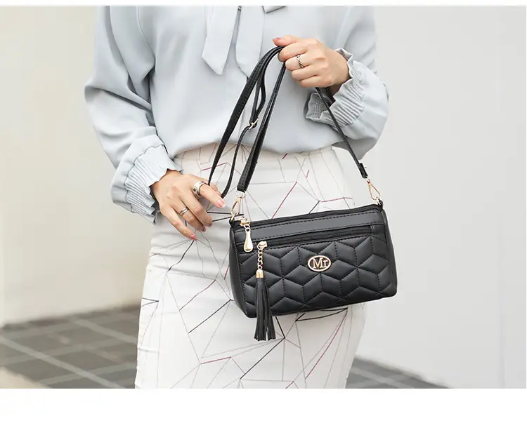 Women's Black Quilted Crossbody Bag 2026 New Model — feature 19