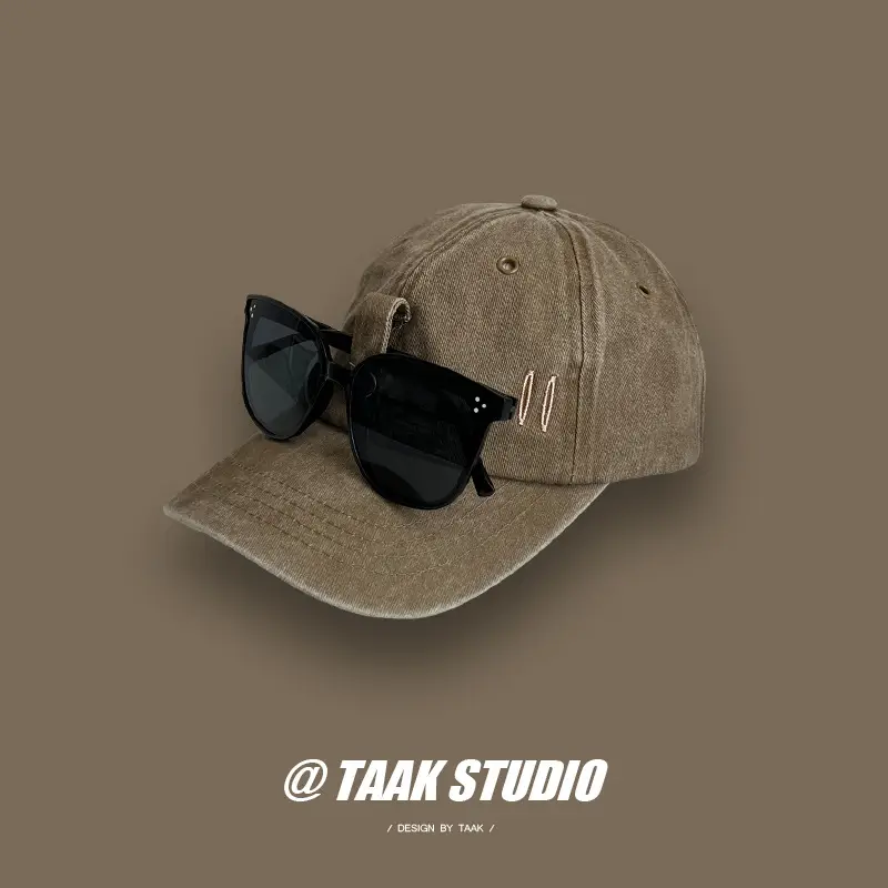 Men's Brown Baseball Cap with Sunglasses & Letter Embroidery