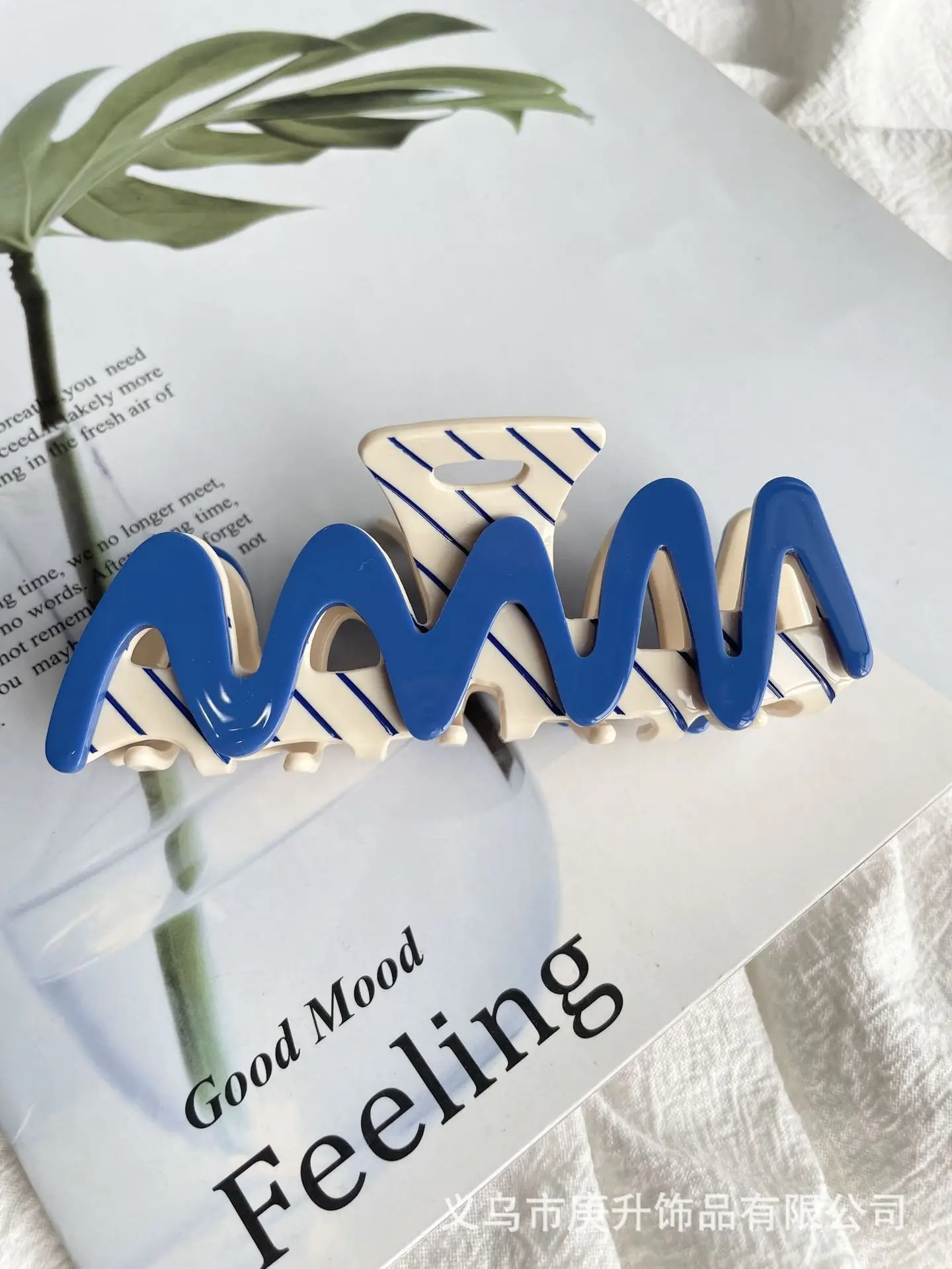 Elegant Hairpin Women's Back Clip Shark Clip - Image 74