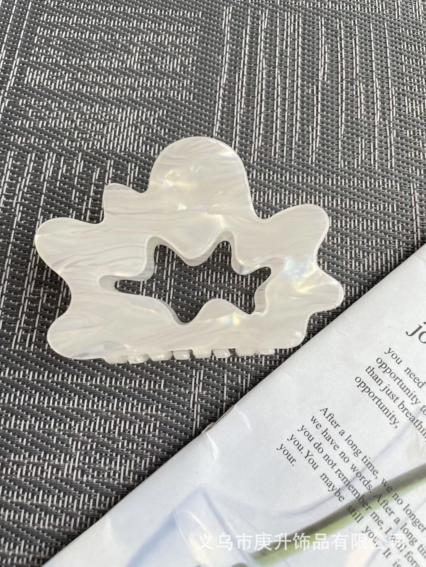 Elegant Hairpin Women's Back Clip Shark Clip - Image 86