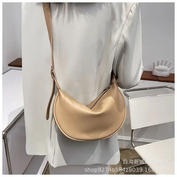 Brown PU Shoulder Bag for Women Commuting Lightweight — feature 12