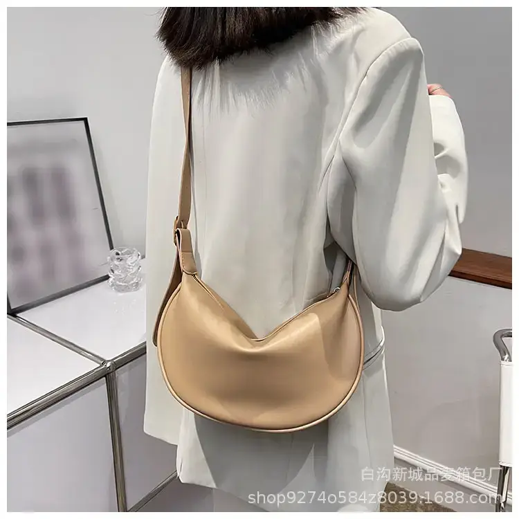 Brown PU Shoulder Bag for Women Commuting Lightweight — feature 13