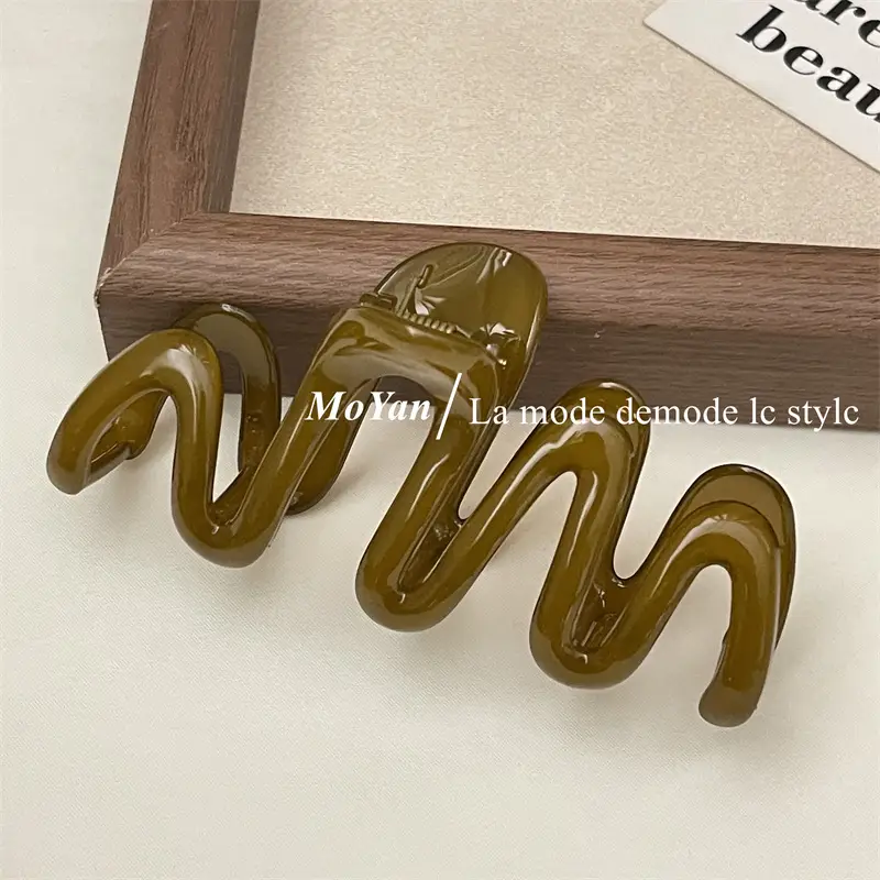 Elegant Wave Hair Clips for Women Dark Brown — feature 13