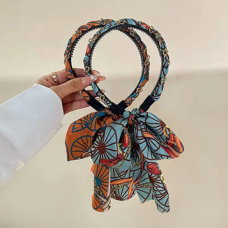 Women's Silk Scarf Headband with Printed Design - Image 5