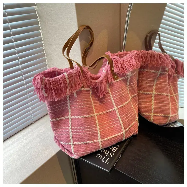 Green Knitted Shoulder Bag for Women 2023 Summer — feature 30