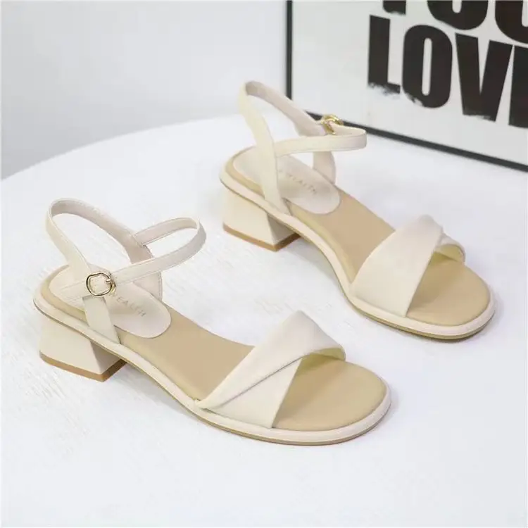 Soft Leather All-match Sandals Women's Mid-heel 2023 Summer New Open Toe Thick Heel Fairy Fashion Women's Sandals with One-toe Buckle — feature 3