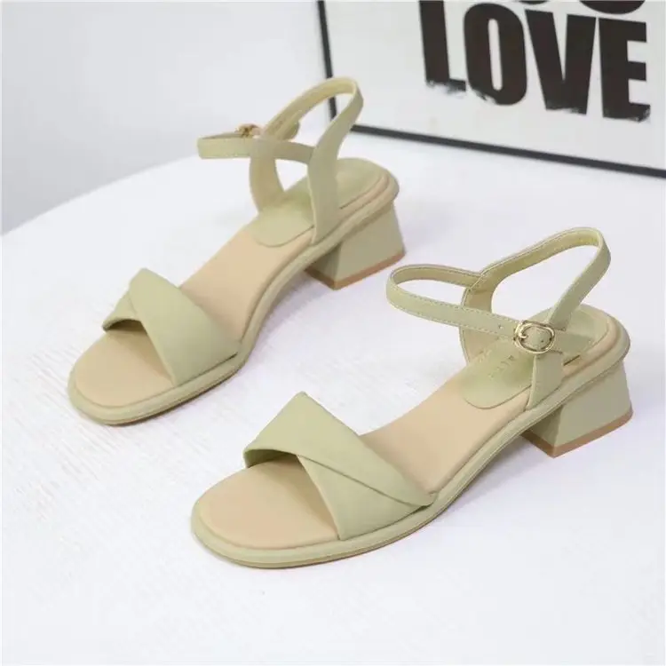 Soft Leather All-match Sandals Women's Mid-heel 2023 Summer New Open Toe Thick Heel Fairy Fashion Women's Sandals with One-toe Buckle — feature 5