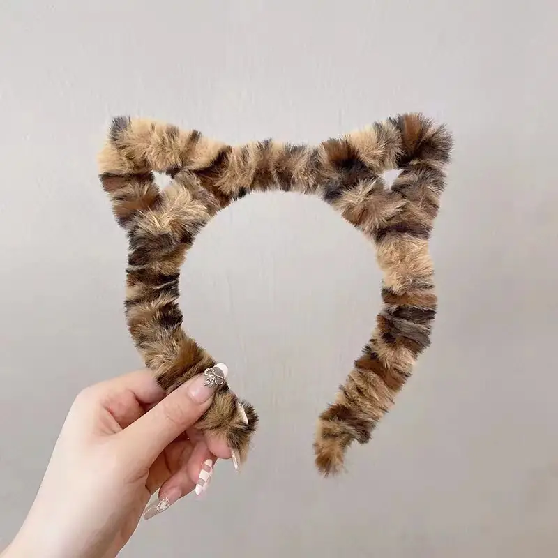 Cute Plush Cat Ear Hairband for Girls - Image 10