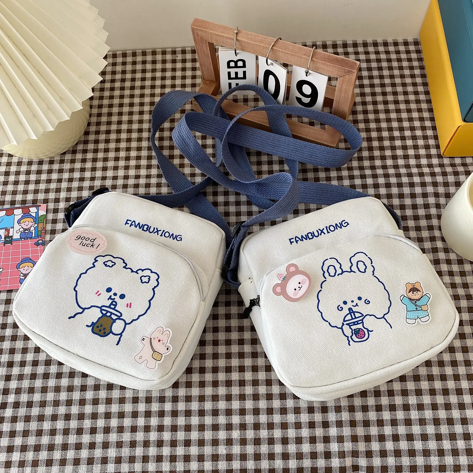 Cute Cartoon Cartoon Mobile Phone Bag 2023 New Printed Sweet Shoulder Crossbody — feature 1