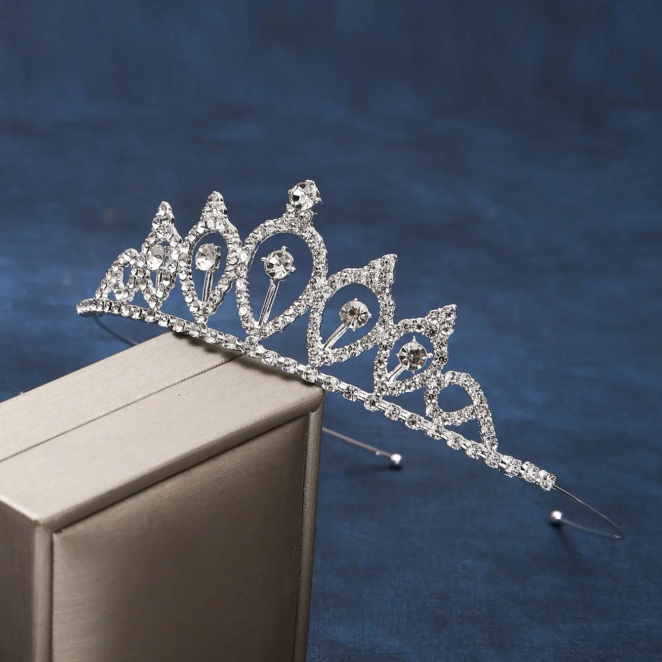 Princess Diamond Hair Crown for Girls Blue Crystal — feature 17