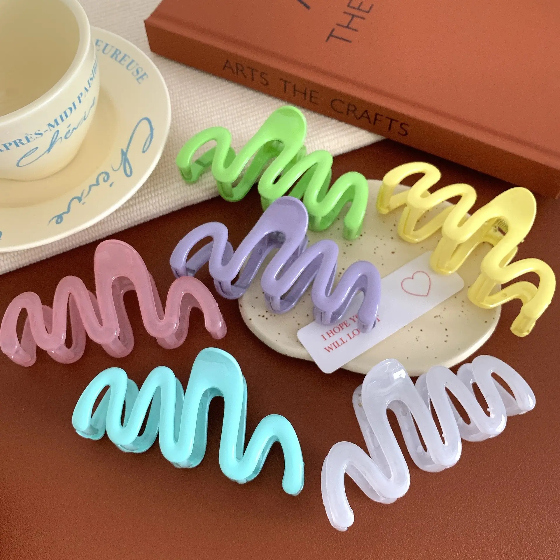 Pink Shark Clip Hair Grab Disc 2024 New — feature 13