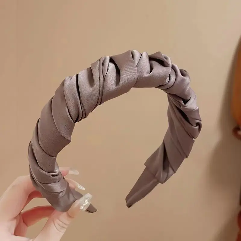 Elegant Satin Pleated Hair Hoop for Women - Image 3