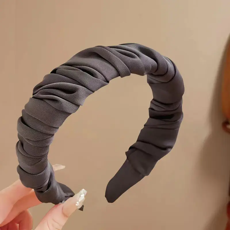 Elegant Satin Pleated Hair Hoop for Women - Image 4