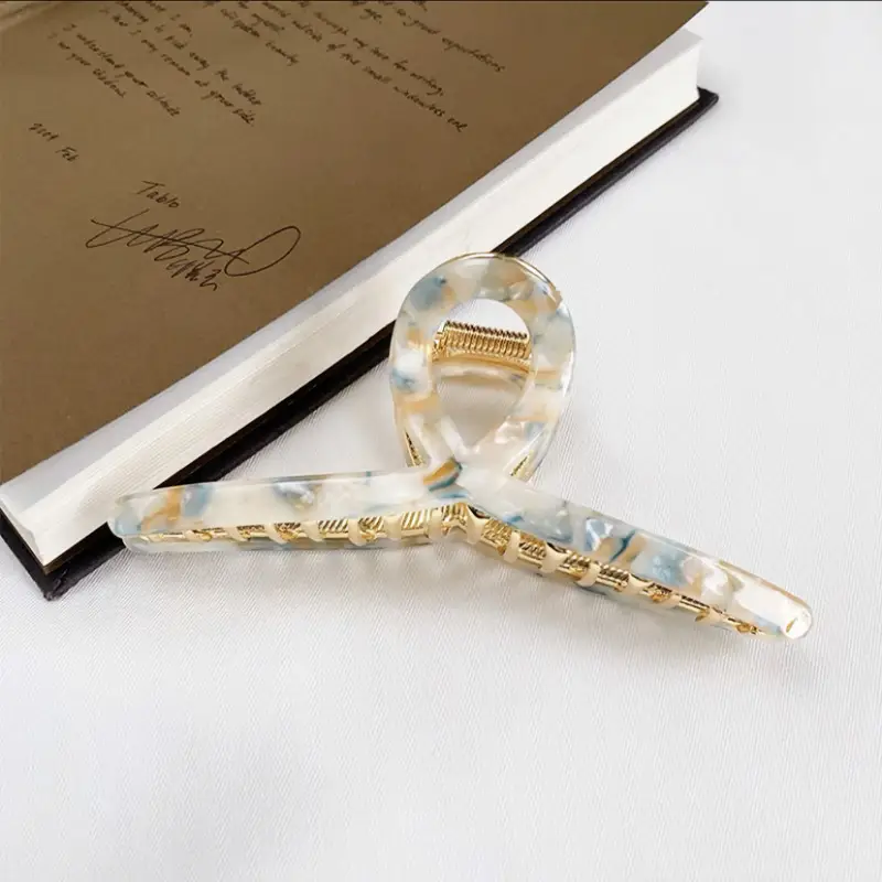 High-End Korean Japanese Hair Claw Clip for Women - Image 3