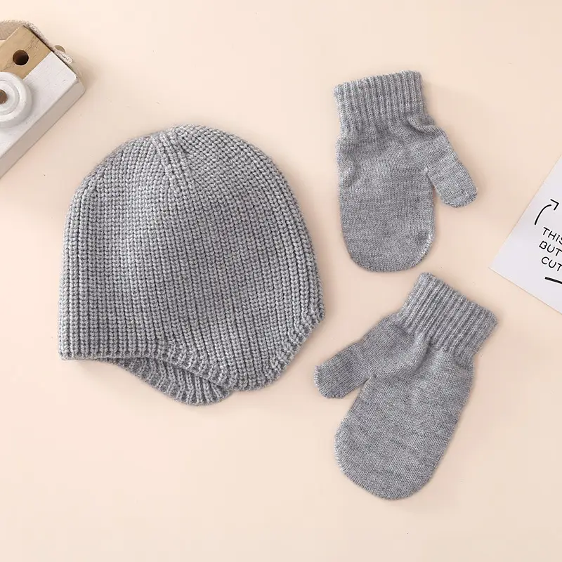 Winter warm set baby hat gloves scarf three-piece set 2023 new baby solid color ear protection knitted hat