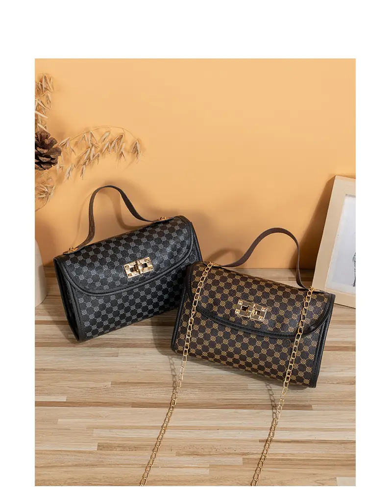 Black Diamond Chain Shoulder Bag for Women 2023 — feature 8