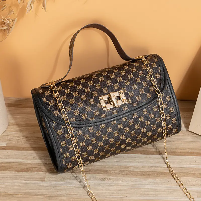 Black Diamond Chain Shoulder Bag for Women 2023 - Image 4