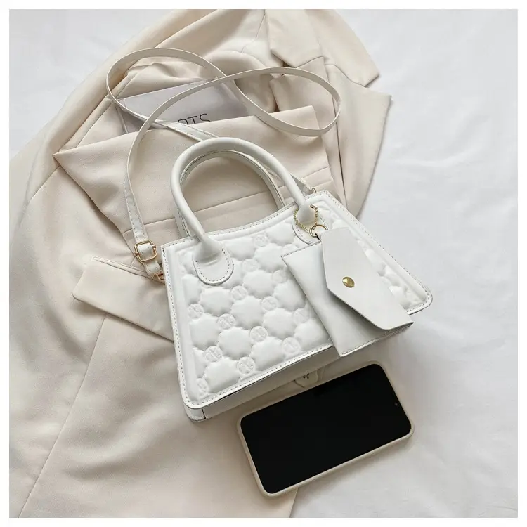 Light Blue Quilted Shoulder Bag with Crossbody Set — feature 10