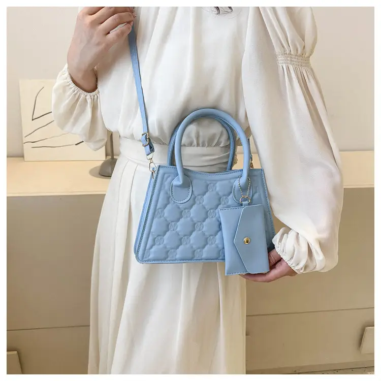 Light Blue Quilted Shoulder Bag with Crossbody Set — feature 15