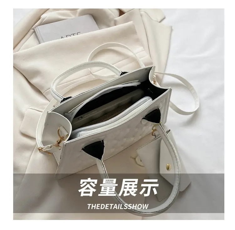 Light Blue Quilted Shoulder Bag with Crossbody Set — feature 8