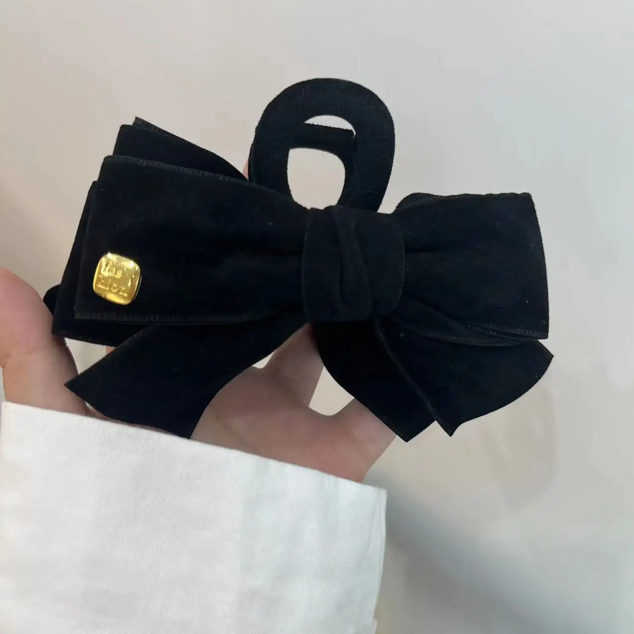 Princess Bow Hair Clip for Women with Sateen Ribbon - Image 3