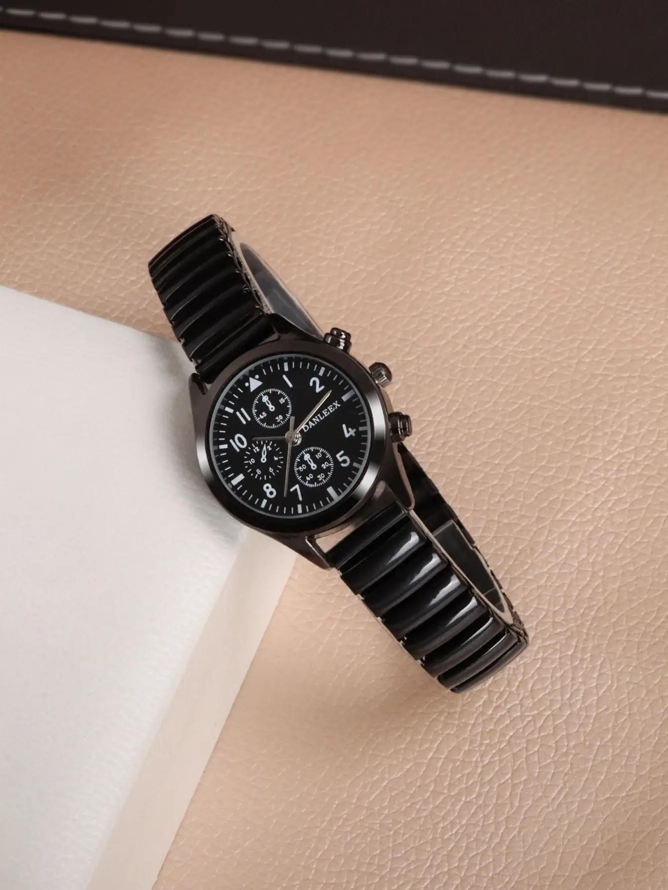 Black Cross-Border Couple Watches with Elastic Band — feature 19