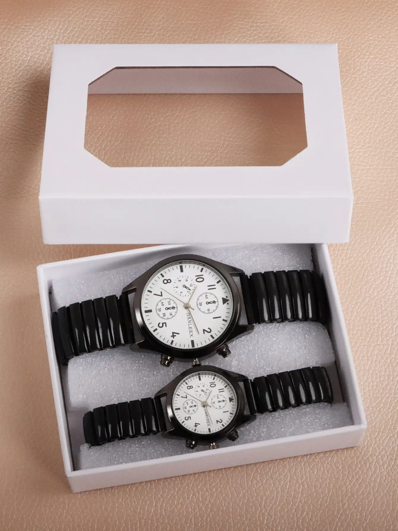 Black Cross-Border Couple Watches with Elastic Band — feature 22